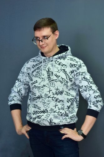 Александр Коломиец